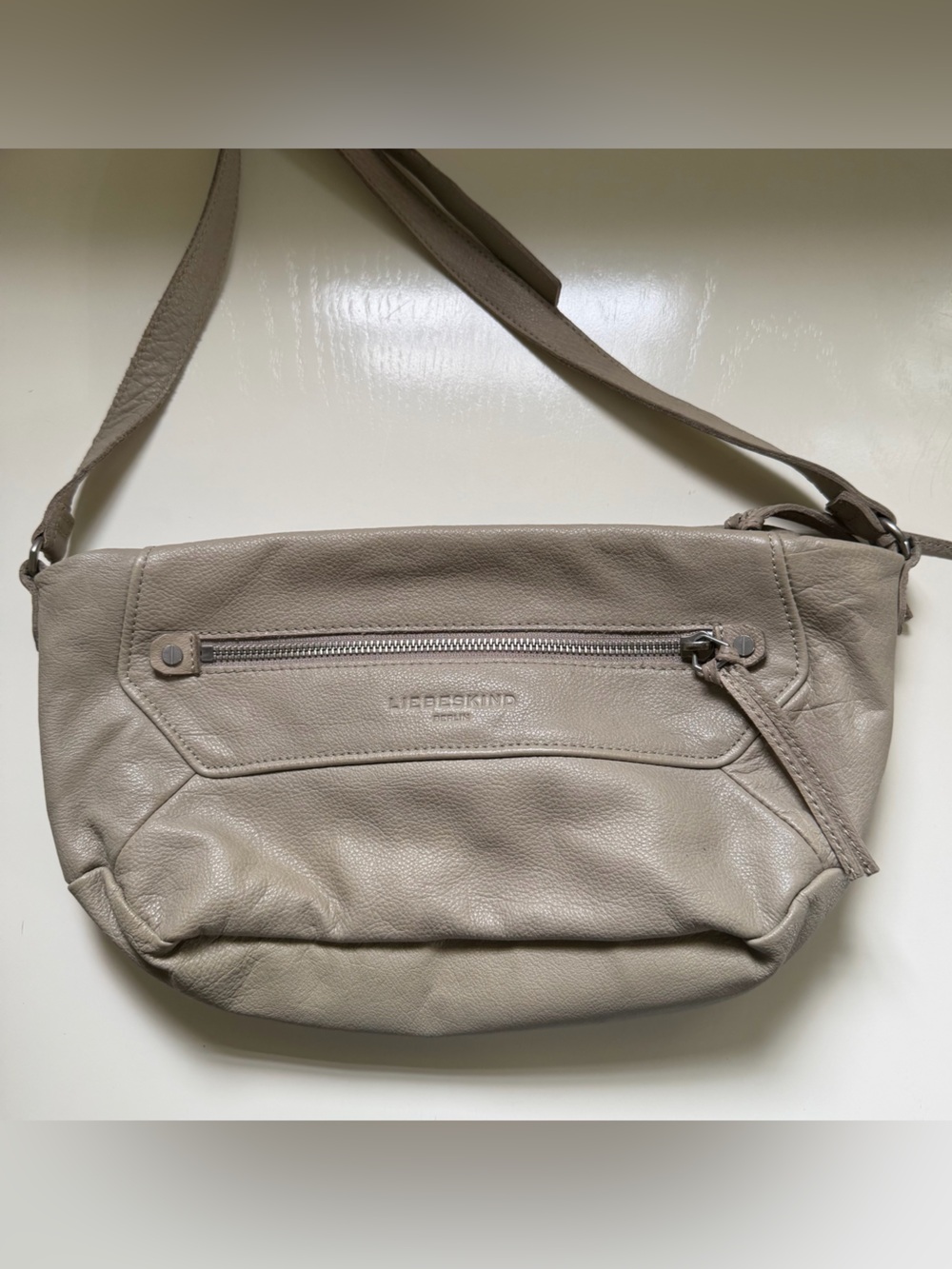 Liebeskind Berlin Crossbody Bag Pebbled Leather Taupe Soft Classic Travel